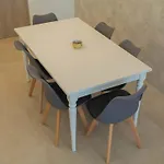 City Centre Apartment With Parking